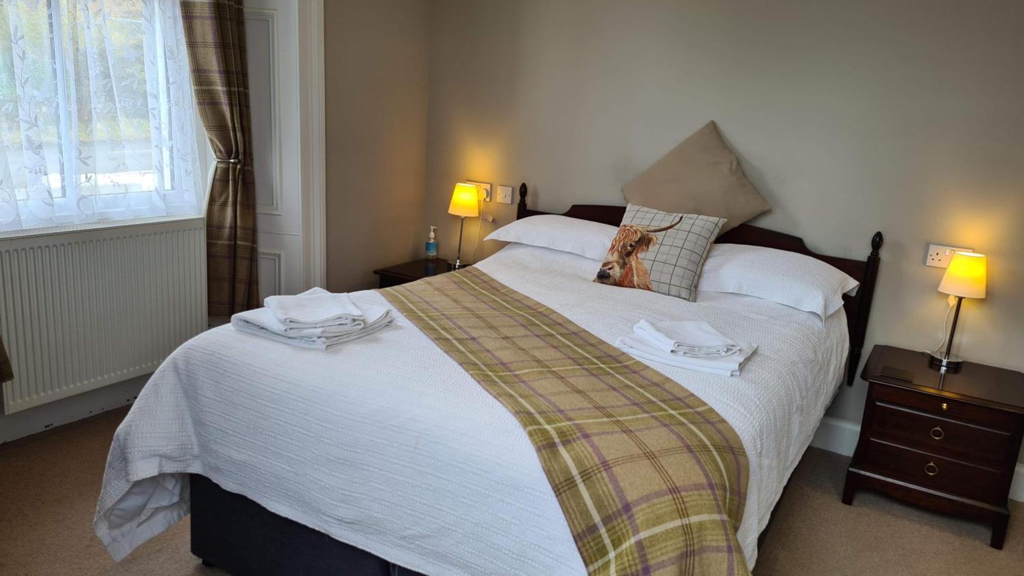 Glenisla Hotel ブレアゴーリー エクステリア 写真