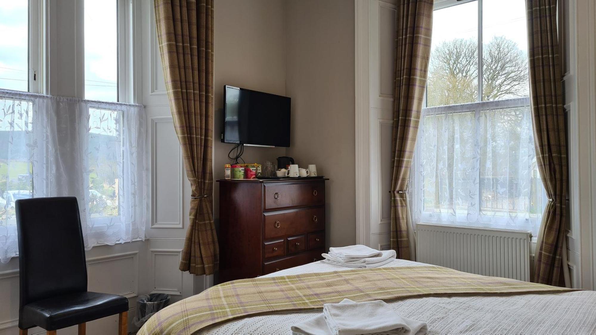 Glenisla Hotel ブレアゴーリー エクステリア 写真
