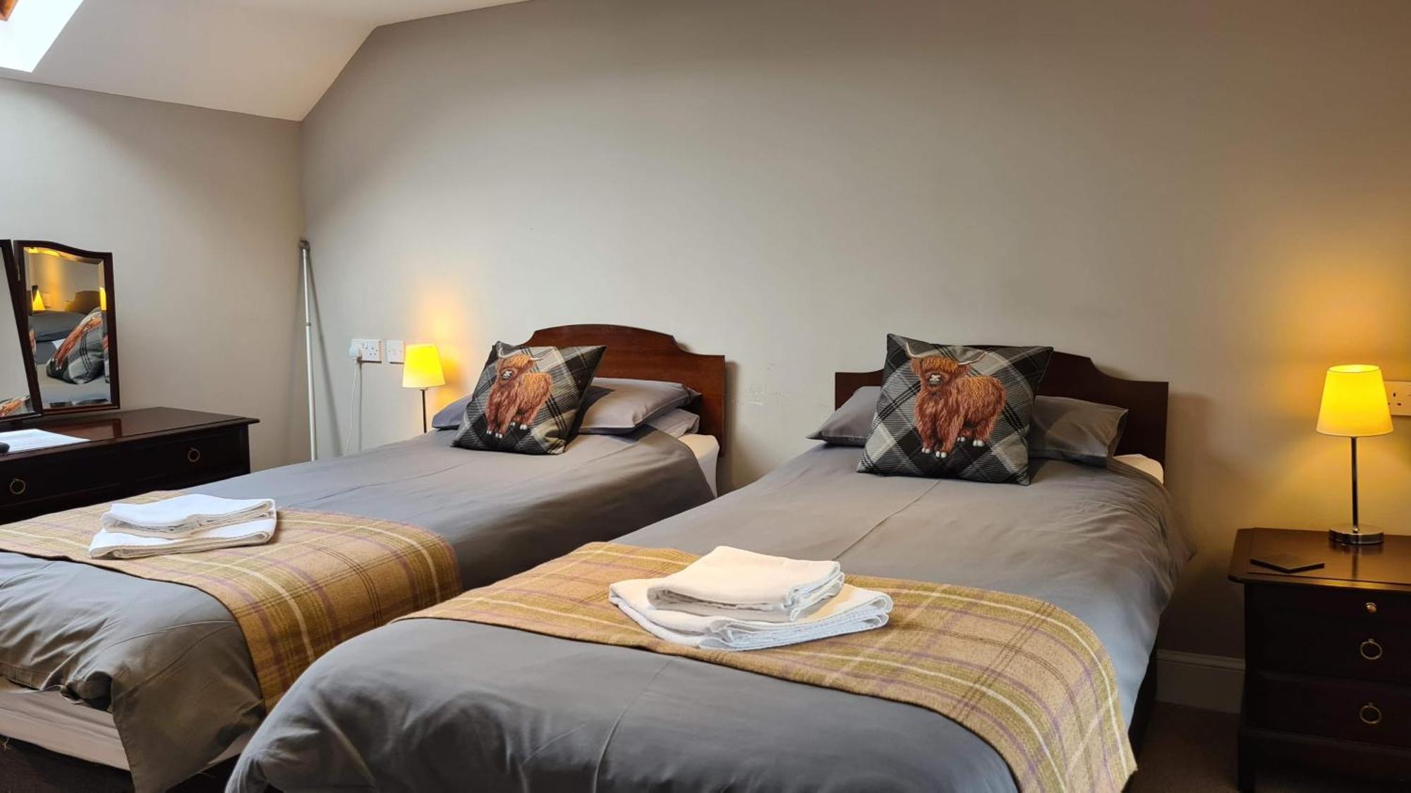 Glenisla Hotel ブレアゴーリー エクステリア 写真