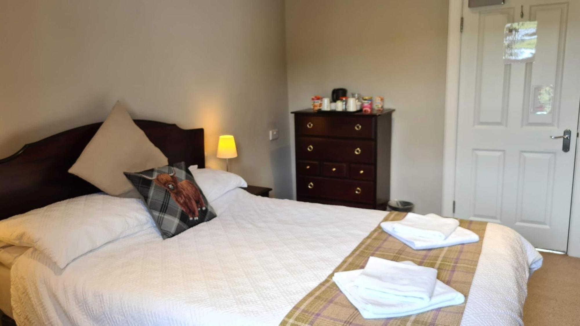 Glenisla Hotel ブレアゴーリー エクステリア 写真